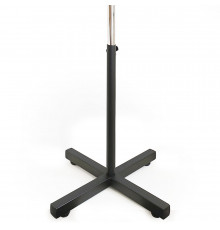 Опора для спортивного манекена с фиксатором вращения